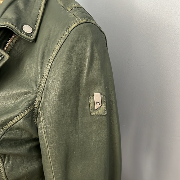 Mauritius Leather Motorcycle Jacket - Picture 6 of 11